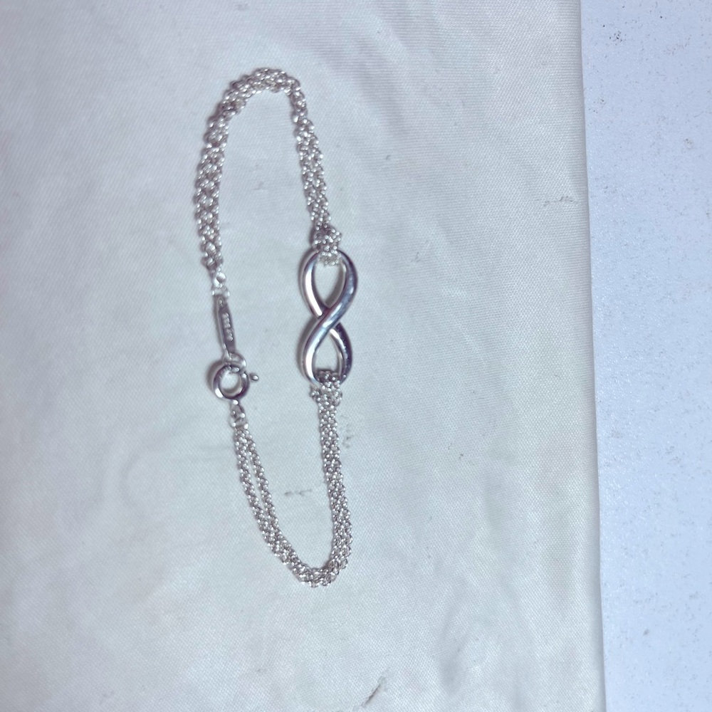 Tiffany&Co bracelet.